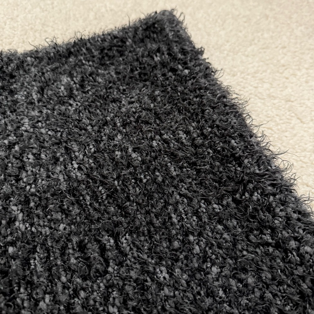 A&F Infinity Scarf - Picture 5 of 5